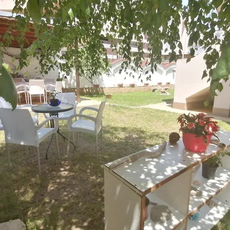 Siana House Vendégház Ravda