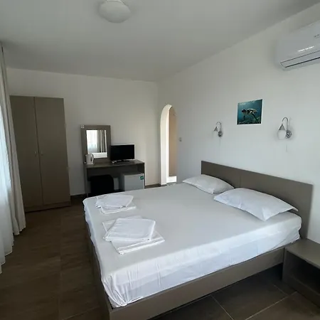 Siana House Affittacamere Ravda