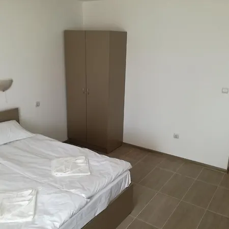Siana House Гостевой дом 2*