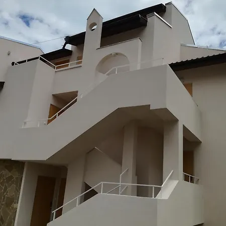 Siana House 3* Равда