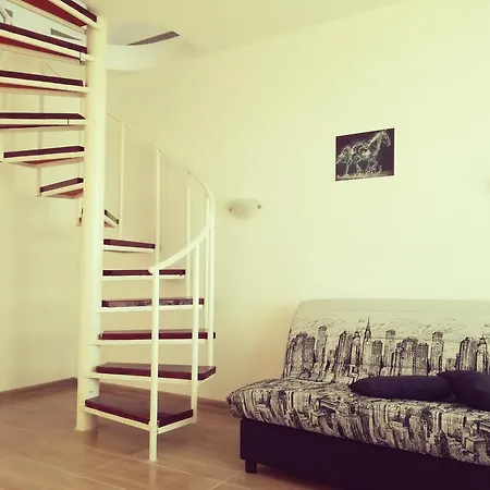 Gæstehus Siana House 3*