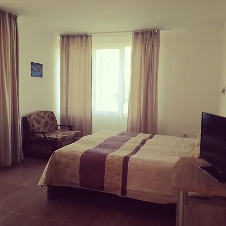 Siana House Равда