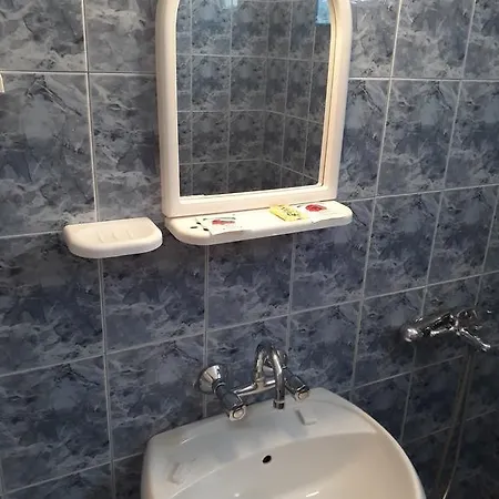 Siana House Равда