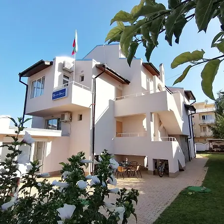 Siana House 3* Равда